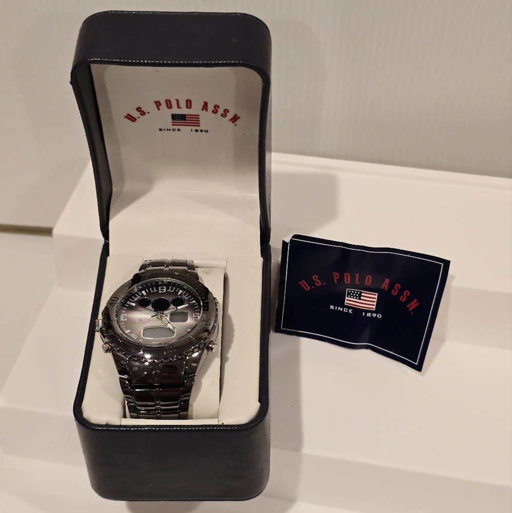 U.S. Polo US8139 Water Resistant Japan Movt Sport Men's Watch GunMetal-Tone